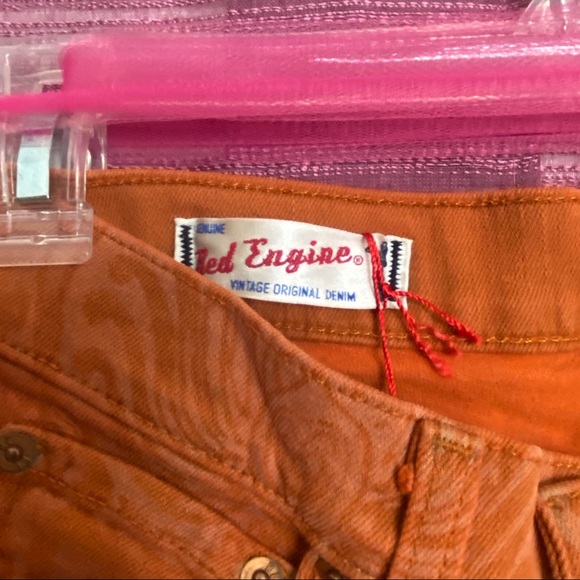 Red Engine Vintage Original Denim - Picture 3 of 8